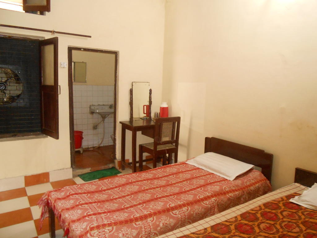 Gaurav Guest House Mathura Exteriér fotografie